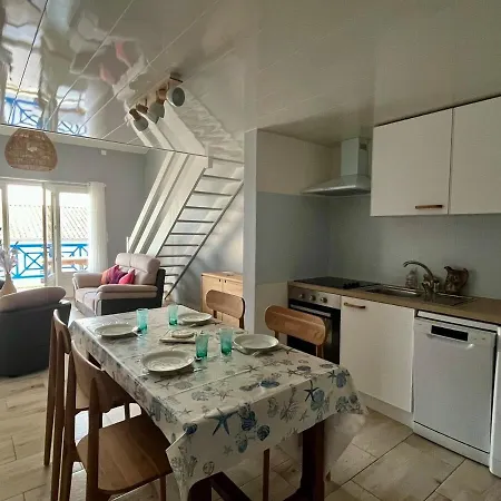 Apartment Duplex *